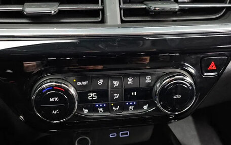 Chevrolet Trax, 2023 год, 1 350 000 рублей, 15 фотография