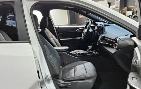 Chevrolet Trax, 2023 год, 1 583 000 рублей, 7 фотография