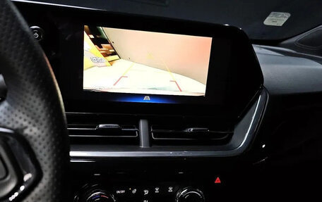 Chevrolet Trax, 2023 год, 1 583 000 рублей, 13 фотография