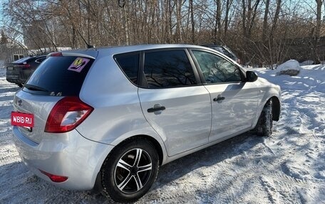 KIA cee'd I рестайлинг, 2011 год, 540 000 рублей, 3 фотография