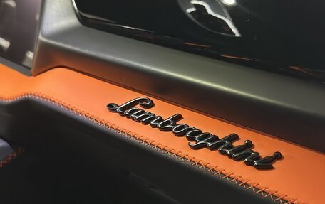 Lamborghini Urus I, 2025 год, 38 990 000 рублей, 37 фотография