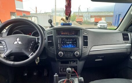 Mitsubishi Pajero IV, 2007 год, 1 050 000 рублей, 4 фотография