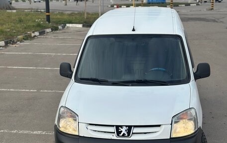 Peugeot Partner II рестайлинг 2, 2010 год, 299 999 рублей, 12 фотография