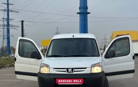 Peugeot Partner II рестайлинг 2, 2010 год, 299 999 рублей, 13 фотография