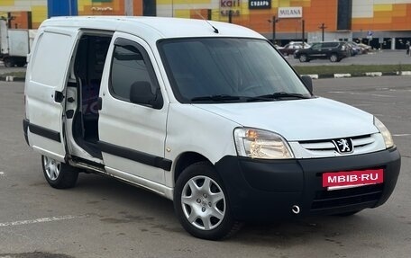 Peugeot Partner II рестайлинг 2, 2010 год, 299 999 рублей, 21 фотография