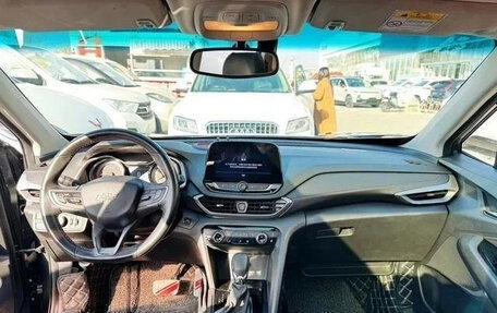 Chevrolet Orlando, 2022 год, 1 200 000 рублей, 6 фотография