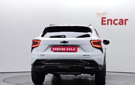 Chevrolet Trax, 2023 год, 1 579 000 рублей, 3 фотография