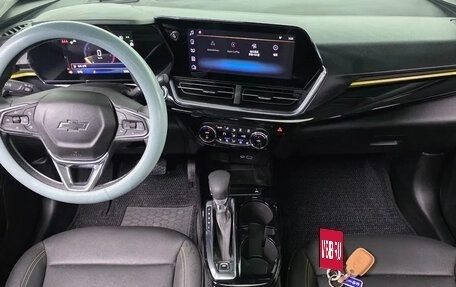 Chevrolet Trax, 2023 год, 1 626 000 рублей, 6 фотография