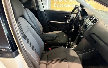 Volkswagen Polo VI (EU Market), 2017 год, 829 000 рублей, 14 фотография