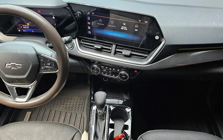 Chevrolet Trax, 2023 год, 1 598 000 рублей, 7 фотография