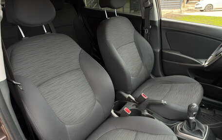 Hyundai Solaris II рестайлинг, 2015 год, 1 095 000 рублей, 23 фотография