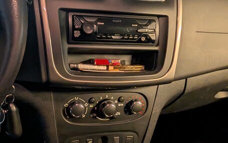 Renault Sandero II рестайлинг, 2015 год, 687 500 рублей, 11 фотография