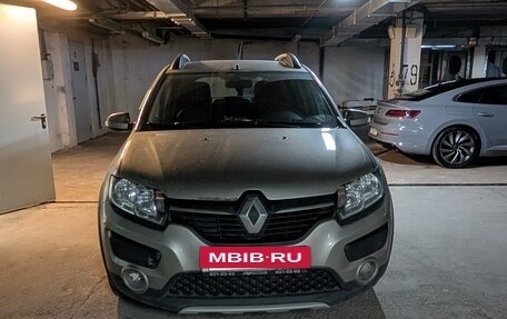 Renault Sandero II рестайлинг, 2015 год, 687 500 рублей, 3 фотография