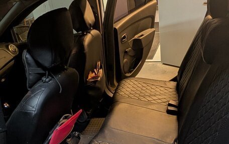 Renault Sandero II рестайлинг, 2015 год, 687 500 рублей, 15 фотография