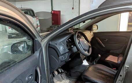 Renault Sandero II рестайлинг, 2015 год, 687 500 рублей, 16 фотография