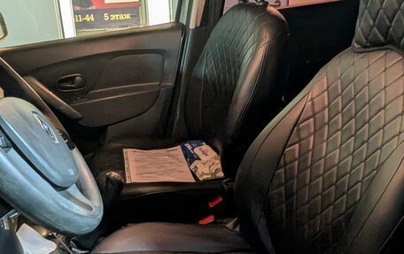 Renault Sandero II рестайлинг, 2015 год, 687 500 рублей, 12 фотография