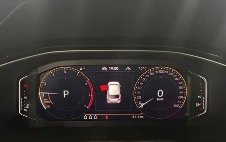 Volkswagen T-Roc I, 2022 год, 1 600 000 рублей, 6 фотография