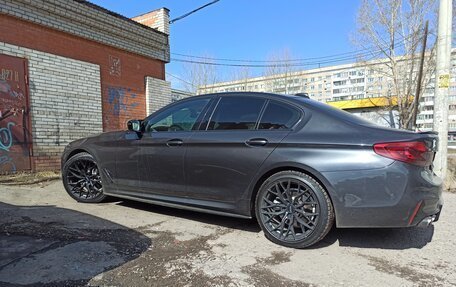 BMW 5 серия, 2019 год, 3 600 000 рублей, 4 фотография