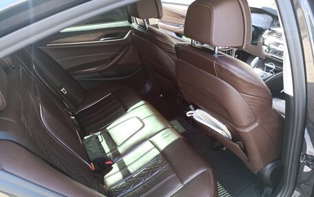 BMW 5 серия, 2019 год, 3 600 000 рублей, 9 фотография