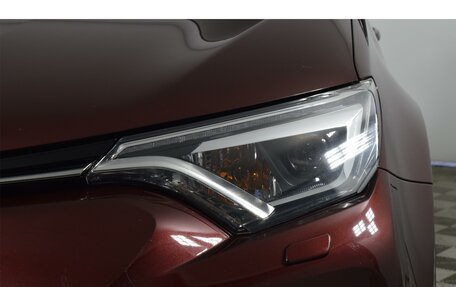 Toyota RAV4, 2019 год, 2 950 000 рублей, 8 фотография