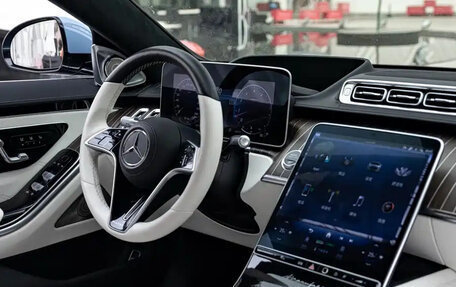 Mercedes-Benz Maybach S-Класс, 2023 год, 32 300 016 рублей, 12 фотография