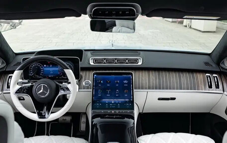 Mercedes-Benz Maybach S-Класс, 2023 год, 32 300 016 рублей, 11 фотография