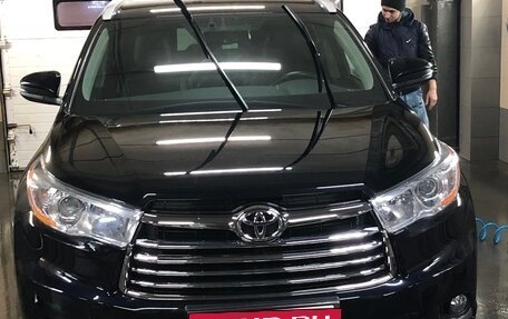 Toyota Highlander III, 2015 год, 2 500 000 рублей, 2 фотография