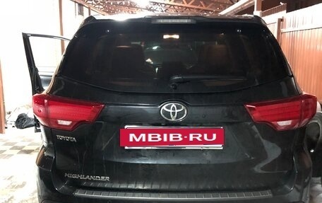 Toyota Highlander III, 2015 год, 2 500 000 рублей, 4 фотография