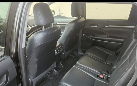 Toyota Highlander III, 2015 год, 2 500 000 рублей, 13 фотография