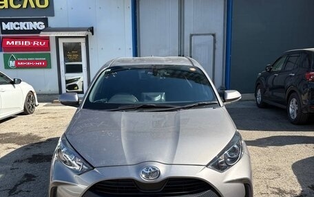 Toyota Yaris, 2022 год, 765 000 рублей, 1 фотография