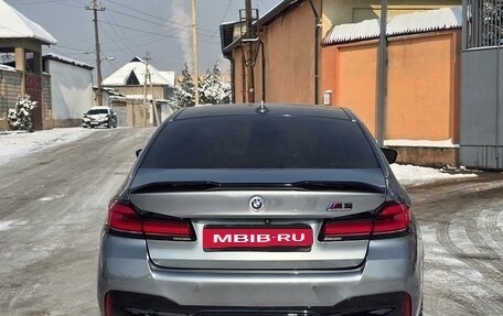 BMW 5 серия, 2018 год, 3 200 000 рублей, 3 фотография