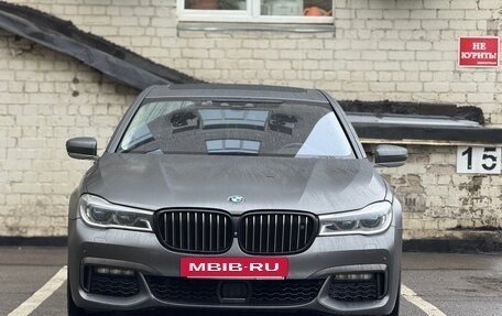 BMW 7 серия, 2018 год, 4 190 000 рублей, 2 фотография