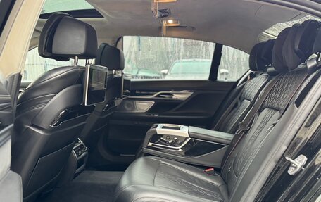 BMW 7 серия, 2018 год, 4 190 000 рублей, 24 фотография