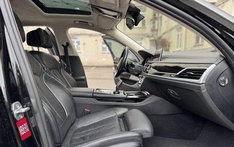 BMW 7 серия, 2018 год, 4 190 000 рублей, 27 фотография