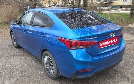 Hyundai Solaris II рестайлинг, 2017 год, 1 300 000 рублей, 3 фотография