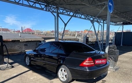 Mercedes-Benz C-Класс, 2003 год, 730 000 рублей, 4 фотография