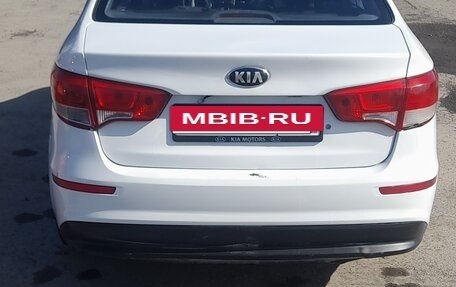 KIA Rio III рестайлинг, 2015 год, 600 000 рублей, 3 фотография