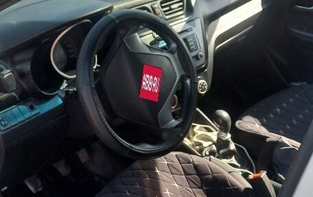 KIA Rio III рестайлинг, 2015 год, 600 000 рублей, 6 фотография