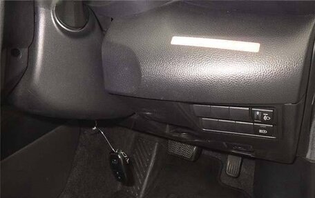 Toyota Yaris, 2022 год, 765 000 рублей, 17 фотография