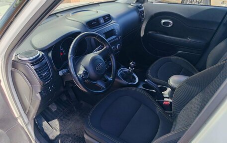 KIA Soul II рестайлинг, 2014 год, 1 300 000 рублей, 10 фотография