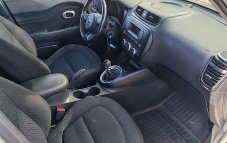 KIA Soul II рестайлинг, 2014 год, 1 300 000 рублей, 13 фотография