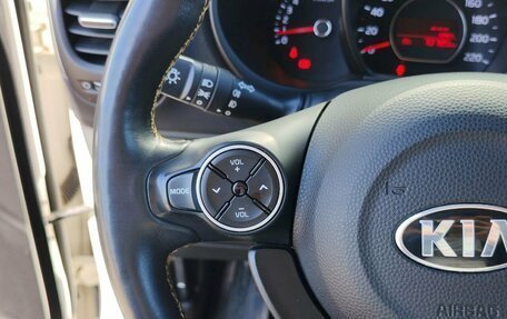 KIA Soul II рестайлинг, 2014 год, 1 300 000 рублей, 15 фотография