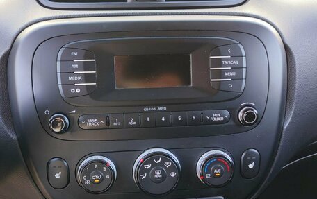 KIA Soul II рестайлинг, 2014 год, 1 300 000 рублей, 16 фотография