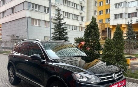 Volkswagen Touareg III, 2013 год, 2 100 000 рублей, 2 фотография