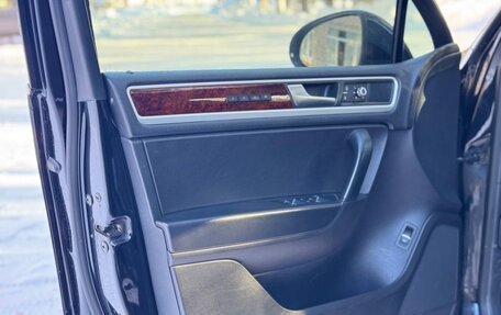 Volkswagen Touareg III, 2013 год, 2 100 000 рублей, 9 фотография