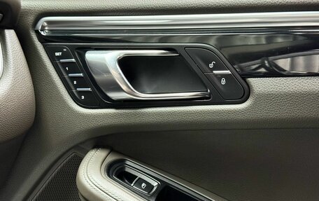 Porsche Macan I рестайлинг, 2015 год, 2 999 000 рублей, 31 фотография