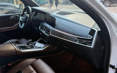 BMW X7, 2021 год, 10 500 000 рублей, 2 фотография