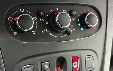 Renault Sandero II рестайлинг, 2020 год, 1 199 000 рублей, 17 фотография