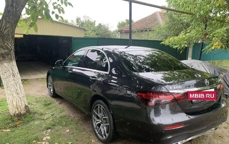 Mercedes-Benz E-Класс, 2020 год, 5 350 000 рублей, 8 фотография