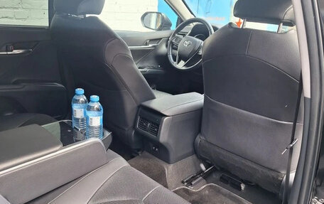 Toyota Camry, 2021 год, 2 950 000 рублей, 6 фотография